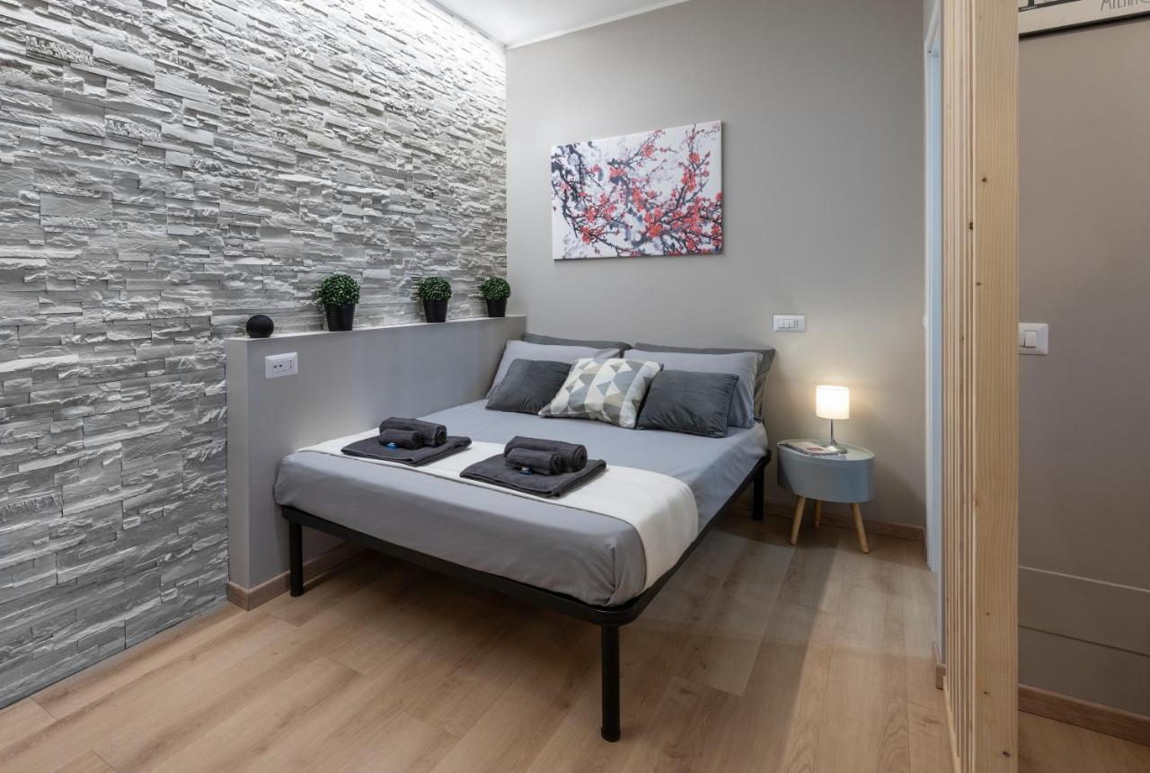 Super Modern And Design Apartment, A Due Passi Dai Navigli Milano Eksteriør billede