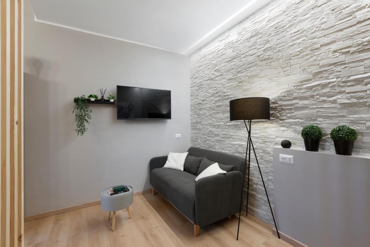 Super Modern And Design Apartment, A Due Passi Dai Navigli Milano Eksteriør billede