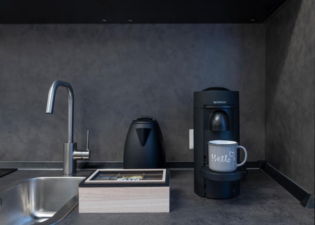 Super Modern And Design Apartment, A Due Passi Dai Navigli Milano Eksteriør billede